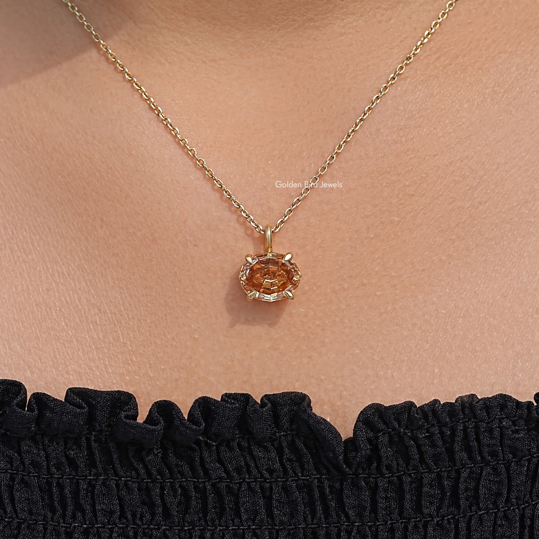 Detailed View Of Step Cut Oval Moissanite Pendant 