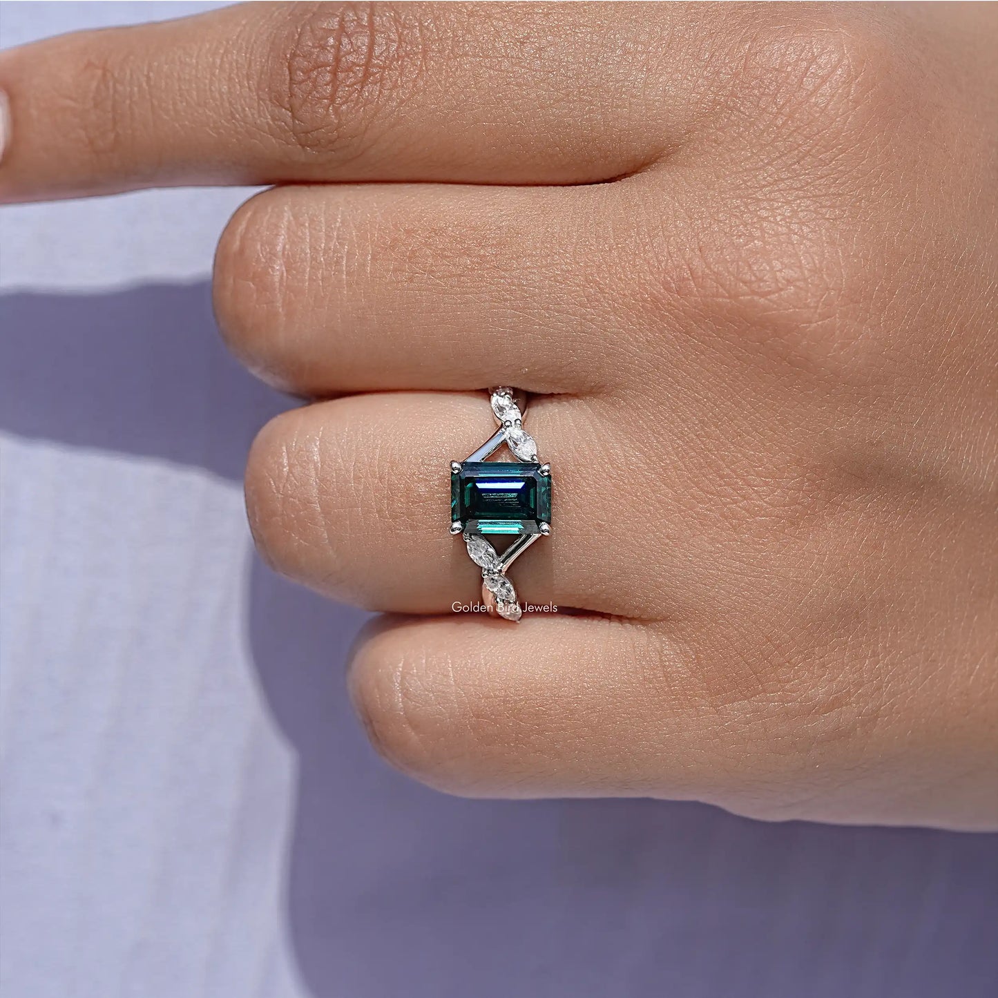 Green Emerald Moissanite Gemstone Floral Ring