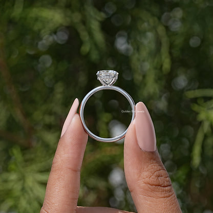 Round Cut Moissanite Solitaire Engagement Ring