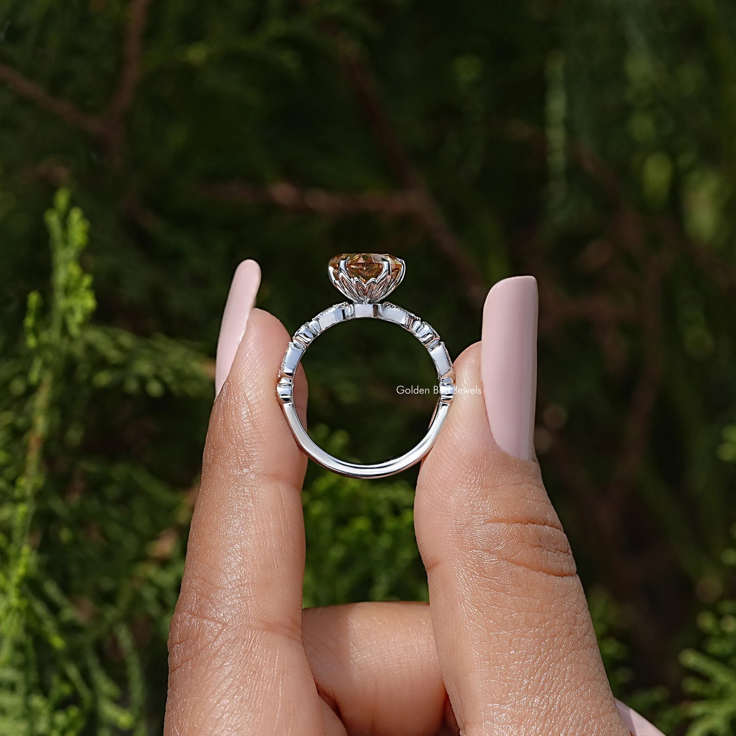 Heart Shape Moissanite Gemstone Wedding Ring