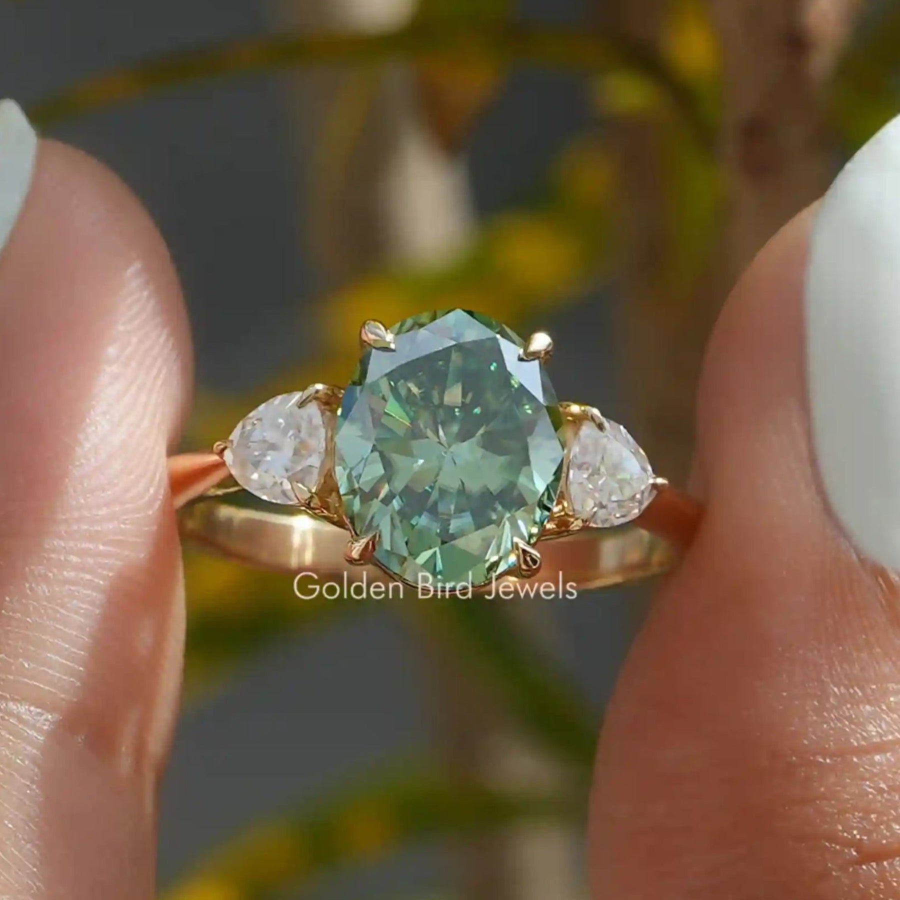 [Oval Cut Three Stone Moissanite Ring]-[Golden Bird Jewels]