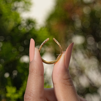 Round Cut V-Shape Open Wedding Band