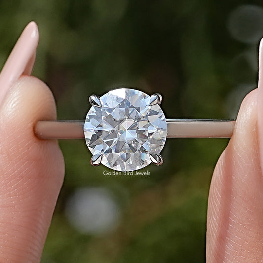 Round Cut Moissanite Solitaire Engagement Ring