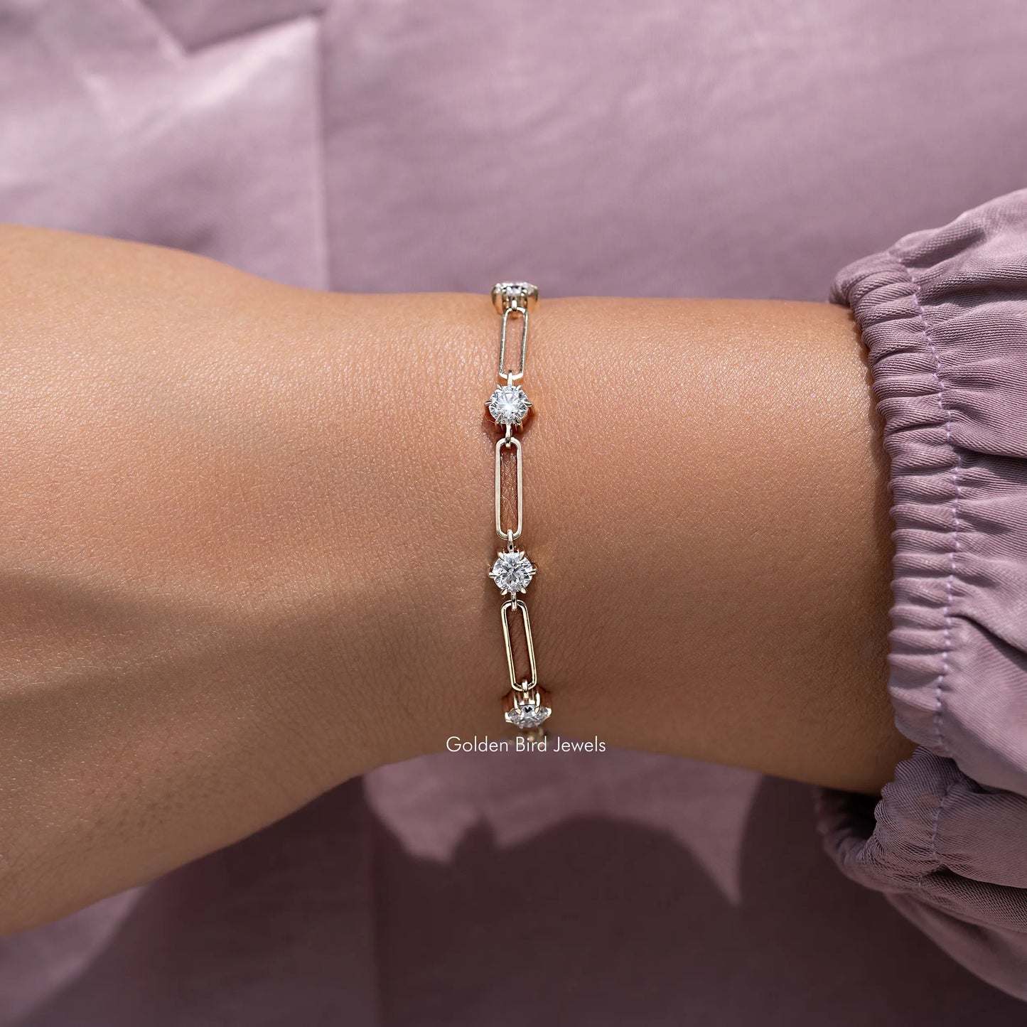 Round Cut Moissanite Link Bracelet