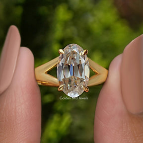 Split Shank Old Mine Oval Cut Moissanite Engagement Ring